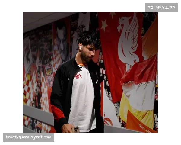 索博斯洛伊荣膺利物浦八月最佳球员奖展现惊艳表现