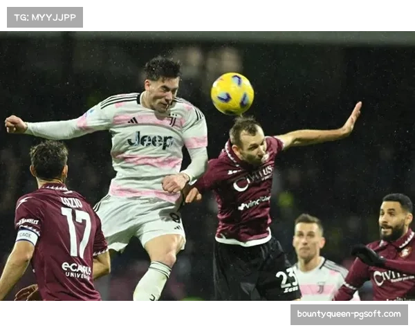 弗拉霍维奇点球破门 尤文图斯主场奏凯再取关键三分