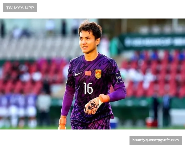 U23国足亚洲杯亚军回国，球迷接机，李昊称仍需努力